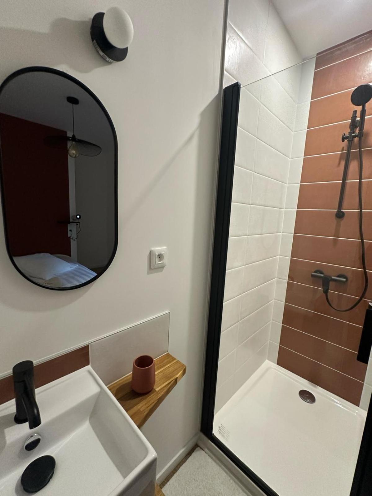 Maison Des Ambans Chambres D'Hotes Hypercentre 200M De La Gare Et Petit Dejeuner Inclus Ажен Экстерьер фото
