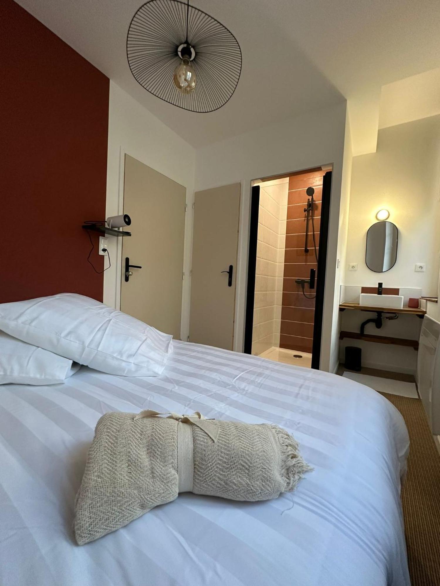 Maison Des Ambans Chambres D'Hotes Hypercentre 200M De La Gare Et Petit Dejeuner Inclus Ажен Экстерьер фото