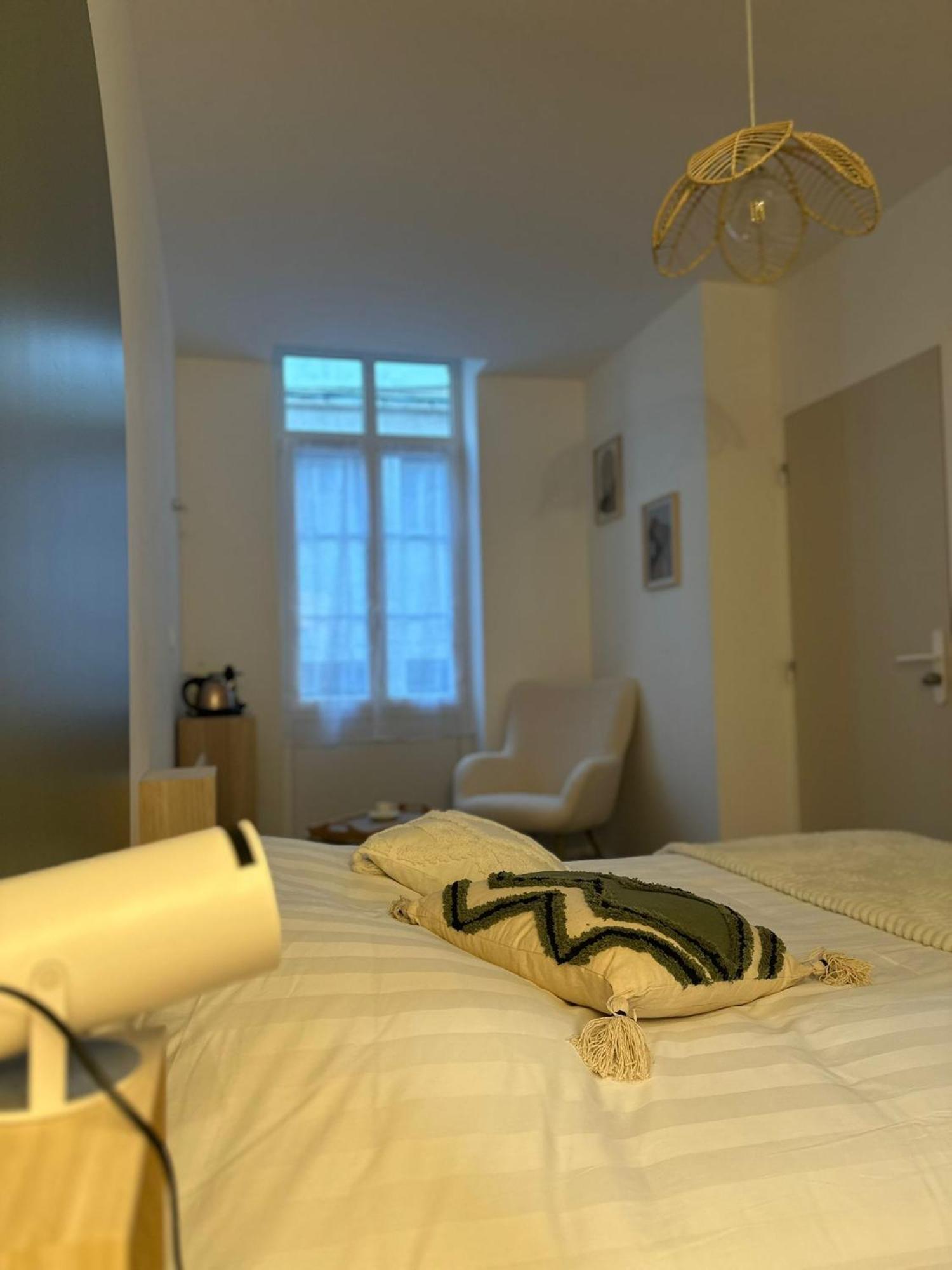 Maison Des Ambans Chambres D'Hotes Hypercentre 200M De La Gare Et Petit Dejeuner Inclus Ажен Экстерьер фото